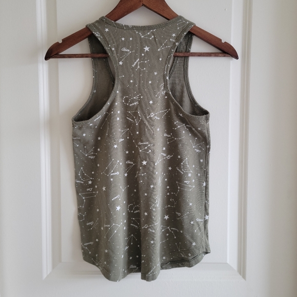 🖤Zoe + Liv Constellations tank - Picture 2 of 5